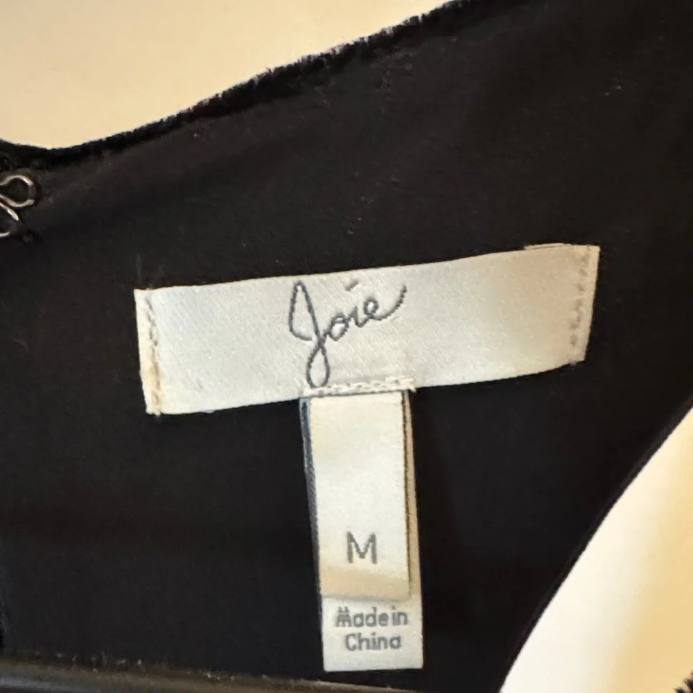 Joie Classic Black Top - Picture 2 of 4